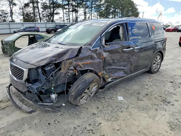 KNDME5C16J6366516 2018 KIA SEDONA - Image 1