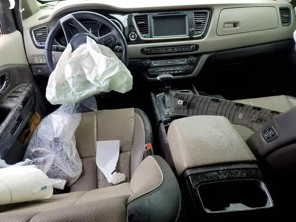 KNDME5C16J6366516 2018 KIA SEDONA - Image 8
