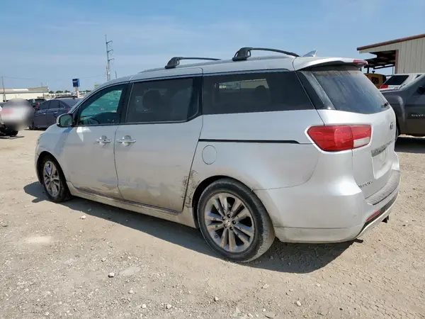 KNDME5C16J6403645 2018 KIA SEDONA - Image 2