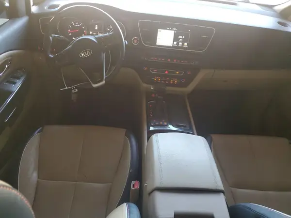 KNDME5C16J6407792 2018 KIA SEDONA - Image 8