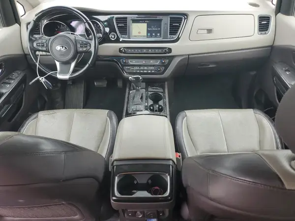 KNDME5C18G6108863 2016 KIA SEDONA - Image 8
