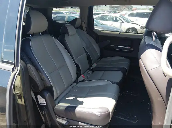 KNDME5C18G6127686 2016 KIA SEDONA - Image 8