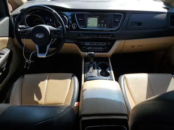 KNDME5C18G6211216 2016 KIA SEDONA - Image 8
