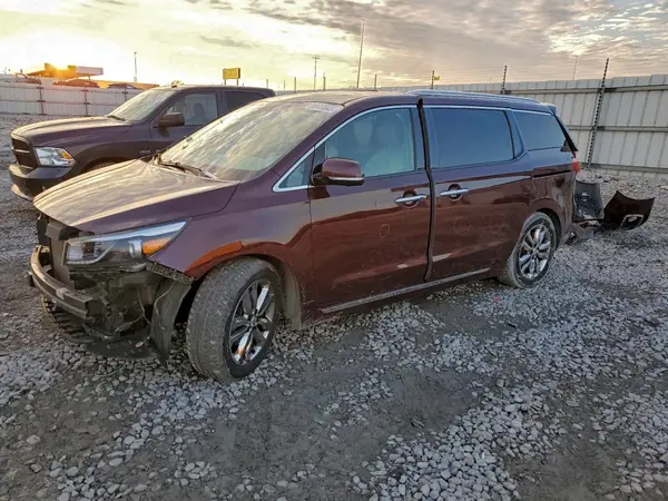KNDME5C18J6389103 2018 KIA SEDONA - Image 1