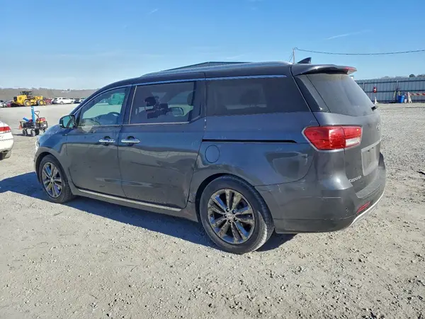 KNDME5C19G6155805 2016 KIA SEDONA - Image 2