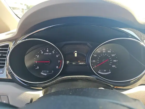 KNDME5C19G6171440 2016 KIA SEDONA - Image 8