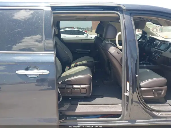 KNDME5C19G6176234 2016 KIA SEDONA - Image 8