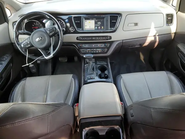 KNDME5C19J6357387 2018 KIA SEDONA - Image 8
