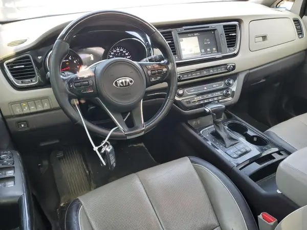 KNDME5C19J6358152 2018 KIA SEDONA - Image 8
