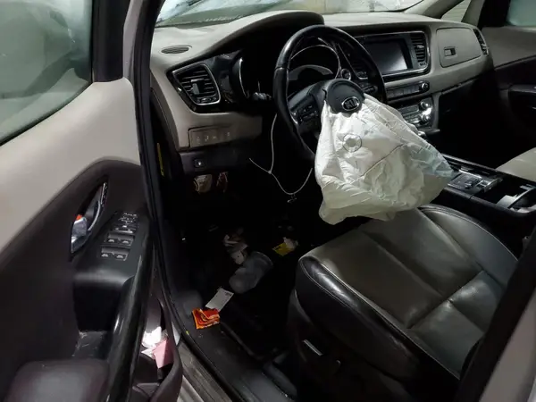 KNDME5C1XJ6380192 2018 KIA SEDONA - Image 8