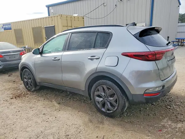 KNDP63AC0M7910798 2021 KIA SPORTAGE - Image 2
