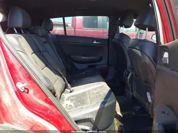KNDP63AC1M7888584 2021 KIA SPORTAGE - Image 8