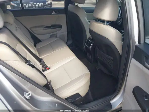 KNDP63AC1N7949062 2022 KIA SPORTAGE - Image 8