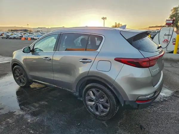 KNDP63AC2L7684990 2020 KIA SPORTAGE - Image 2
