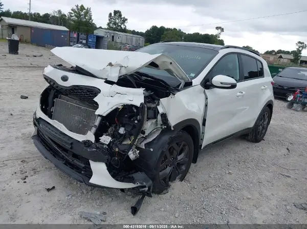 KNDP63AC2N7009949 2022 KIA SPORTAGE - Image 2
