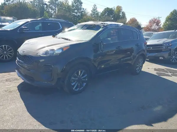 KNDP63AC2N7947658 2022 KIA SPORTAGE - Image 2