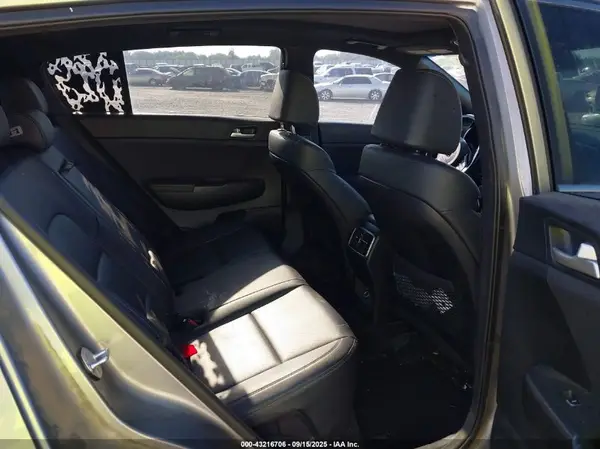 KNDP63AC3L7708911 2020 KIA SPORTAGE - Image 8