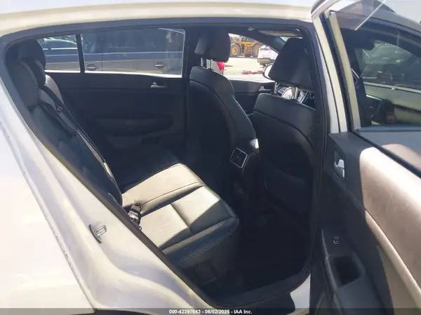 KNDP63AC3L7763858 2020 KIA SPORTAGE - Image 8