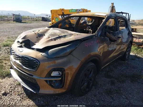 KNDP63AC3M7898629 2021 KIA SPORTAGE - Image 2