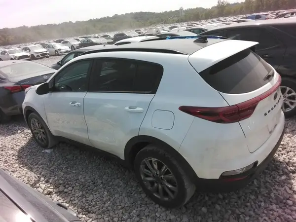KNDP63AC4M7890622 2021 KIA SPORTAGE - Image 2