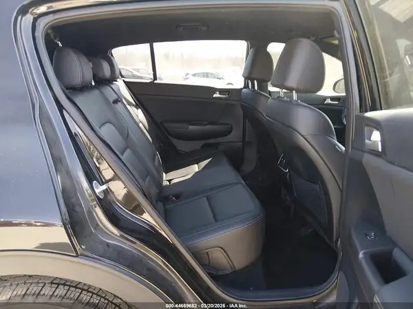 KNDP63AC6L7647392 2020 KIA SPORTAGE - Image 8