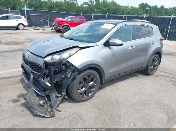 KNDP63AC6L7684037 2020 KIA SPORTAGE - Image 2