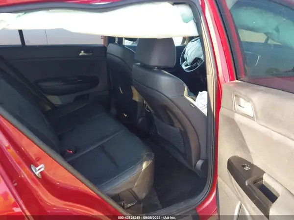 KNDP63AC6M7937052 2021 KIA SPORTAGE - Image 8