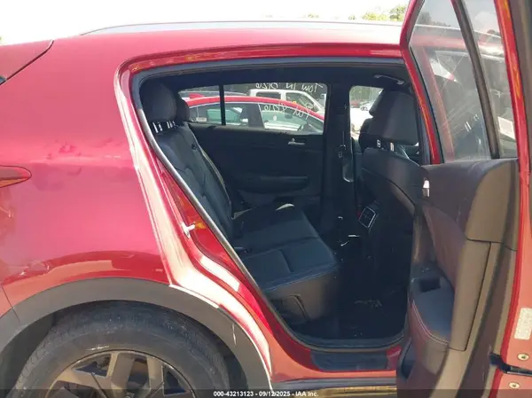 KNDP63AC7L7723525 2020 KIA SPORTAGE - Image 8