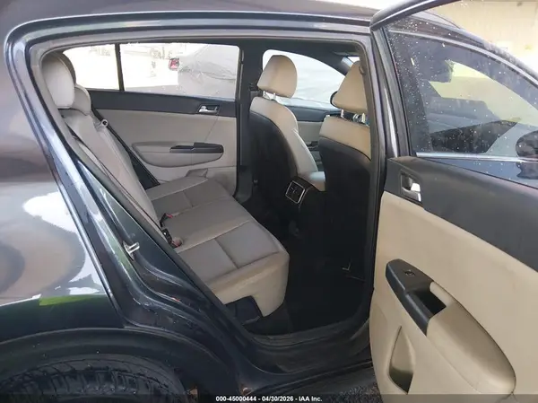 KNDP63AC8L7662881 2020 KIA SPORTAGE - Image 8