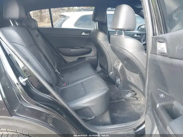KNDP63AC9L7731948 2020 KIA SPORTAGE - Image 8