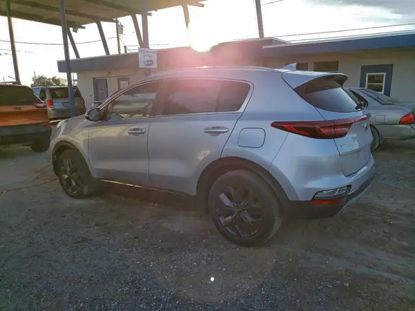 KNDP63AC9M7888896 2021 KIA SPORTAGE - Image 2