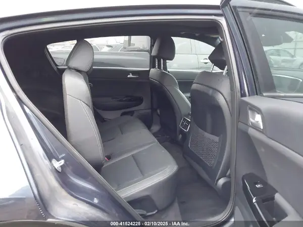 KNDP63ACXN7983310 2022 KIA SPORTAGE - Image 8