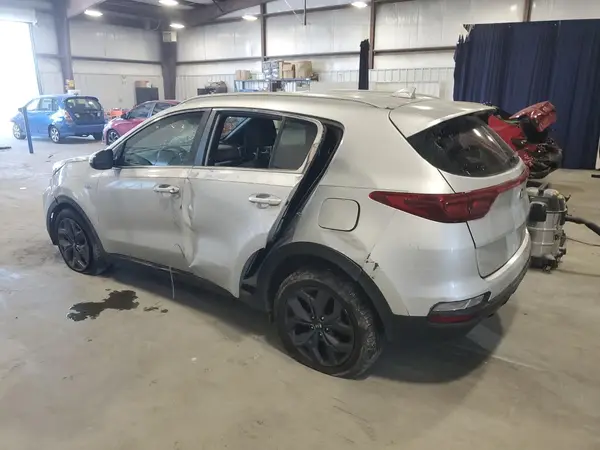 KNDP6CAC0L7633620 2020 KIA SPORTAGE - Image 2