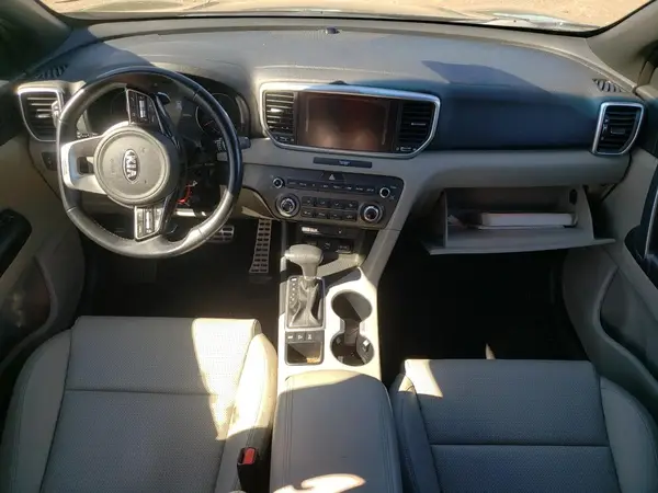 KNDP6CAC0L7699682 2020 KIA SPORTAGE - Image 8