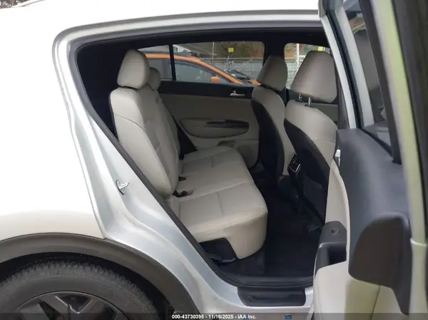 KNDP6CAC0L7707490 2020 KIA SPORTAGE - Image 8