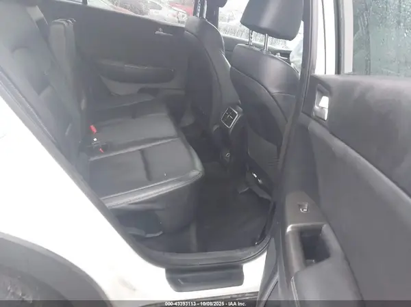KNDP6CAC0N7952549 2022 KIA SPORTAGE - Image 8