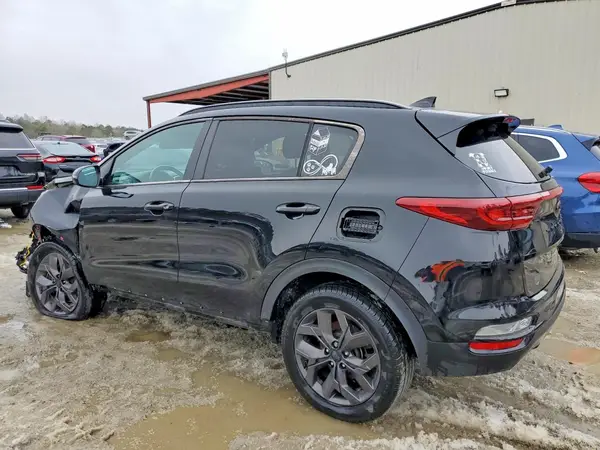 KNDP6CAC0N7975782 2022 KIA SPORTAGE - Image 2