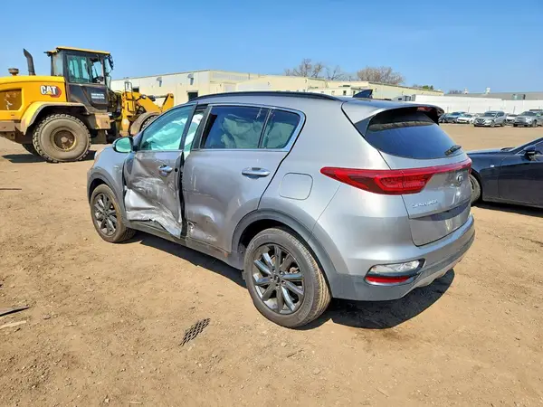 KNDP6CAC1L7766709 2020 KIA SPORTAGE - Image 2
