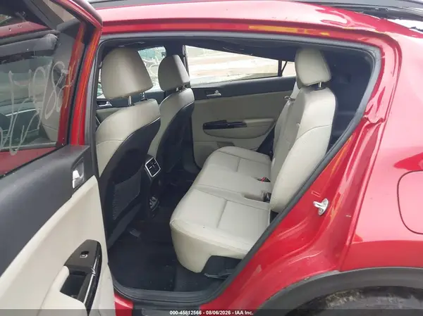 KNDP6CAC1N7020571 2022 KIA SPORTAGE - Image 8