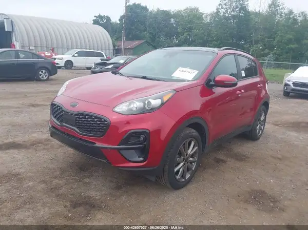 KNDP6CAC1N7026855 2022 KIA SPORTAGE - Image 2
