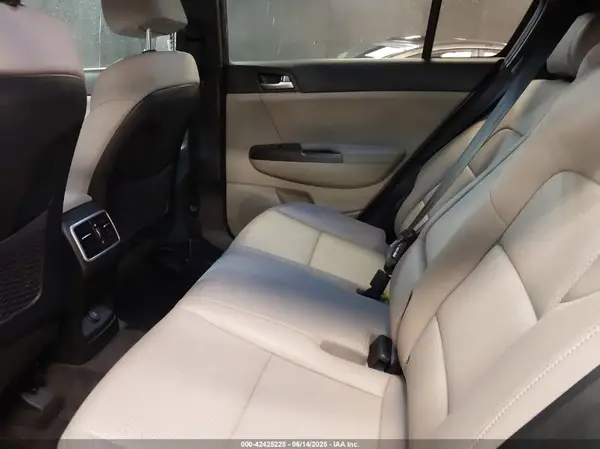 KNDP6CAC1N7988881 2022 KIA SPORTAGE - Image 8