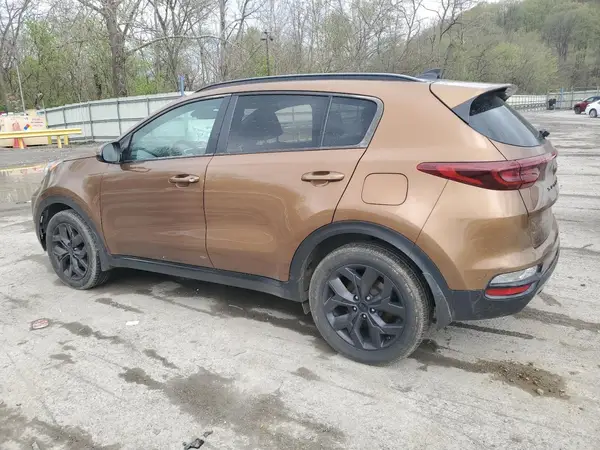 KNDP6CAC2M7901486 2021 KIA SPORTAGE - Image 2