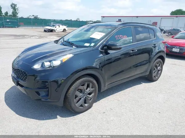 KNDP6CAC2N7012172 2022 KIA SPORTAGE - Image 2