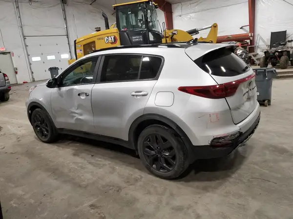KNDP6CAC2N7978960 2022 KIA SPORTAGE - Image 2