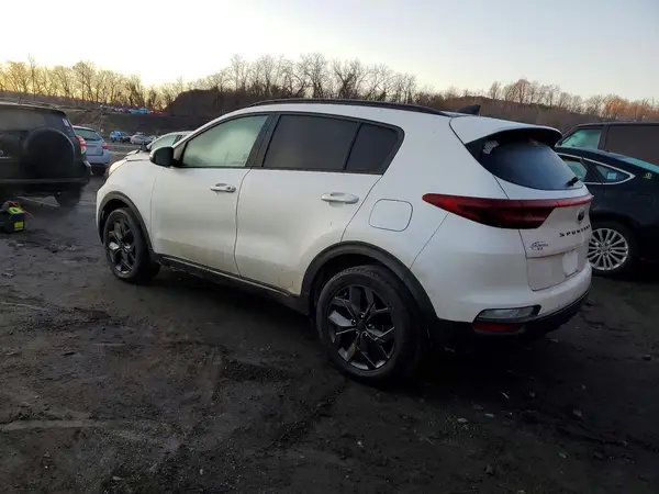 KNDP6CAC2N7980840 2022 KIA SPORTAGE - Image 2