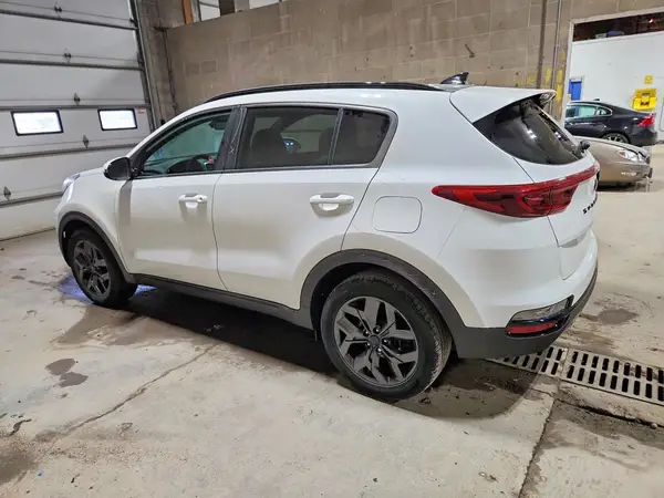 KNDP6CAC2N7997881 2022 KIA SPORTAGE - Image 2