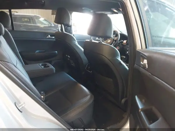 KNDP6CAC3L7813464 2020 KIA SPORTAGE - Image 8