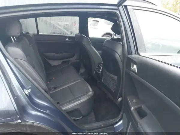 KNDP6CAC3L7814114 2020 KIA SPORTAGE - Image 8