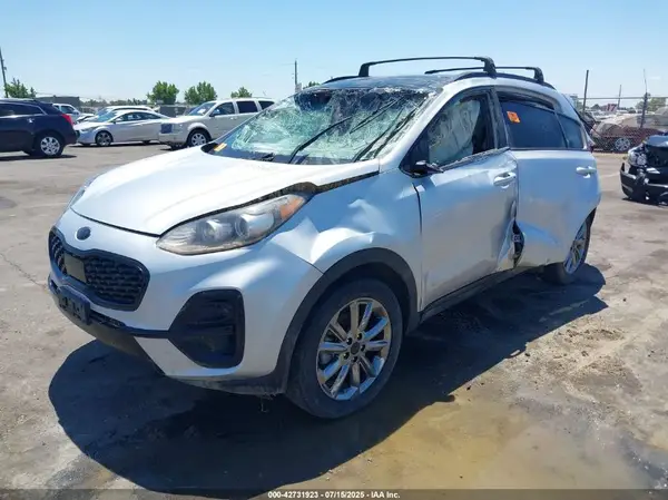 KNDP6CAC3N7958975 2022 KIA SPORTAGE - Image 2