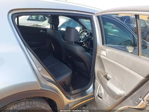 KNDP6CAC4L7714071 2020 KIA SPORTAGE - Image 8